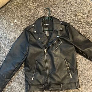 Fahsyee black leather Moto jacket zip up